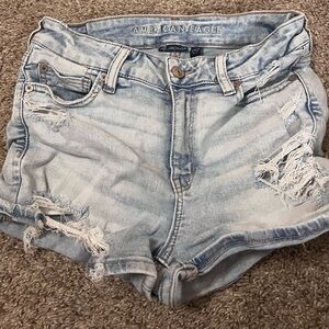 Super cute ribbed AE jean shorts light washed! Worn with love.